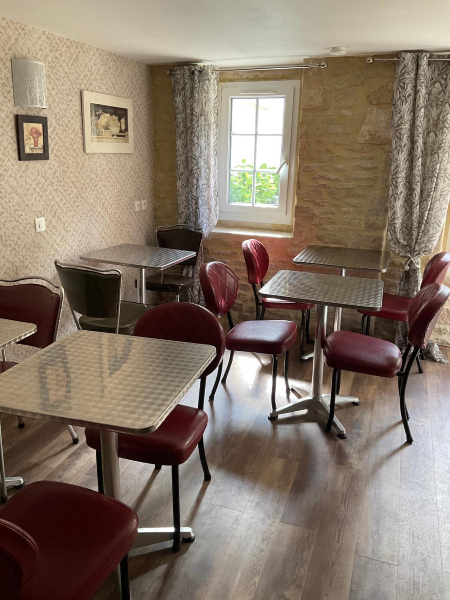 Chambres D'Hotes De L'Ancienne Auberge Thaon Esterno foto